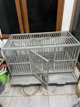 Kandang Besi Besar