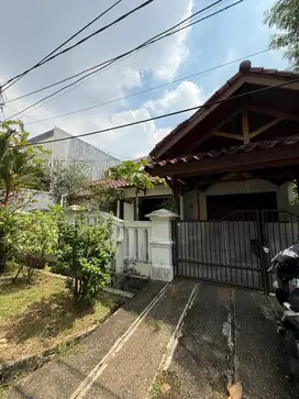 Dijual Rumah Taman Alfa Indah Jakarta Barat