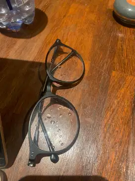 kacamata hitam yang bagus