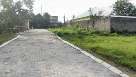 SELATAN UII: Tanah Jogja Prospek Kost Ekslusif Pasti Cuan
