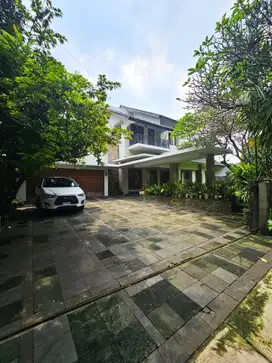 Rumah Dijual Kebayoran Baru. Dekat Prapanca, Tirtayasa - NEGO sd DEAL