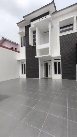 RUMAH SULTHAN KOMPLEK JLN BALAM UK 7,5X20 M2