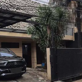 Rumah 2 Lantai Harga Dibawah NJOP Di Pejaten S8845
