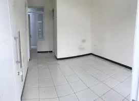 Disewakan Rumah Siap Huni di Taman Kopo Indah