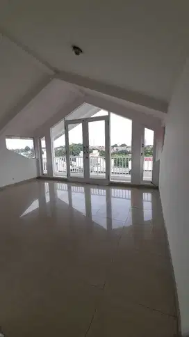 Rumah Mewah Tanah Luas di Cipete Selatan