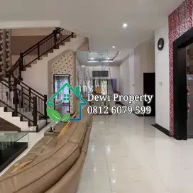 DIJUAL VILLA KOMP CEMARA ASRI JALAN ELANG