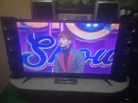 TV LED POLYTRON 32 INCH CINEMAX SPEAKER TOWER NORMAL MULUS PLUS REMOTE