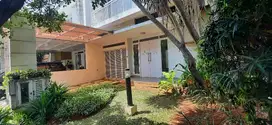 DiJual Rumah Mewah Rp 3,3M 3 k. Tidur  lebar 9 di Summarecon Bekasi