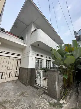 Dijual Rumah Heritage Terawat Di Sayap Kebon Jati Pasir Kaliki