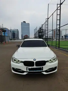 BMW 320i SPORT 2013 / 320i 2013