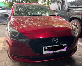 Mazda 2 GT merah