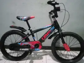 Dijual sepeda BMX ERMINIO anak msih bgus ban masih tebal tinggal pakai