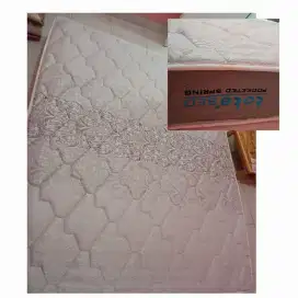 Dijual kasur springbed totebed like new
