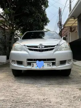 Mobil Xenia Type XI Tangan Pertama dari Baru