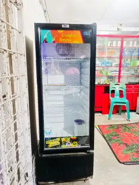 SHOWCASE RSA AGATE 240R KULKAS PENDINGIN KAPASITAS 221L DISPLAY COOLER