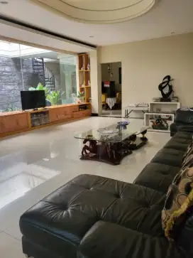 Rumah mewah-mainroad,bagus nyaman terawat