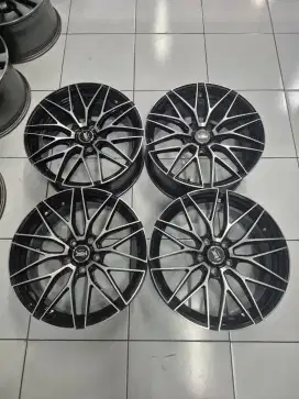 Velg HSR Copotan inova R18 pcd 5×114.3 lebar 8 et45..4pcs
