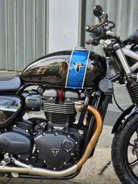 Moge Classic Triumph Street Twin 900 th 2019 Pmk 2020 Km 3rb Like New