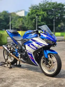 Yamaha R25 Plat F