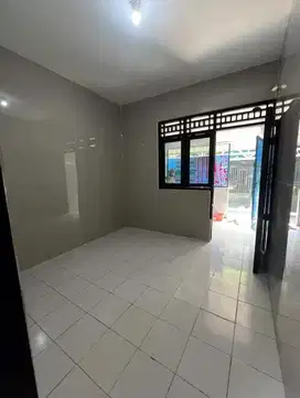 Dikontrakkan sewa rumah kontrakkan 3 petak Setu Tangsel