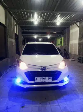 Daihatsu Sigra D 1.0 M/T 2018