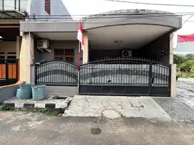 Dijual Rumah Siap Pakai di Green Garden Rorotan