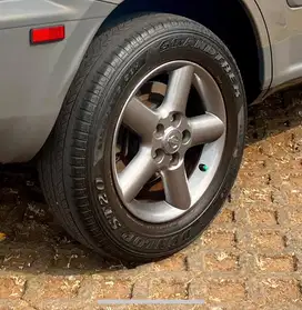 Velg dan ban nissan xtrail t30 ring 16 pcd 5x114 ada 4 pcs