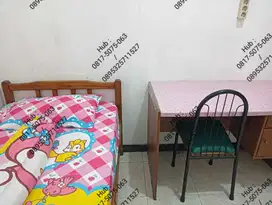 Kost Kos Putri Mahasiswi Karyawati Ubaya Tenggilis Sewa Tahunan
