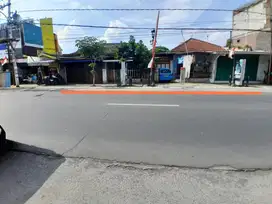 Tanah strategis pinggir jl raya bonus rumah
