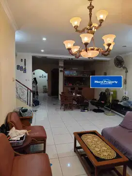 Dijual rumah  di kota wisata Cibubur