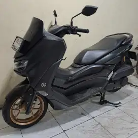 Yamaha Nmax conected abs 2022 km 7000 like new