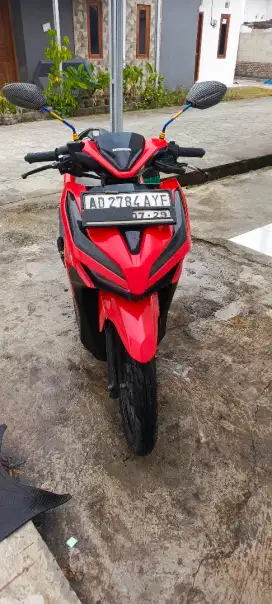Vario 125  josss