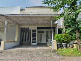 Rumah royal residence wiyung dekat pakuwon indah citraland graha