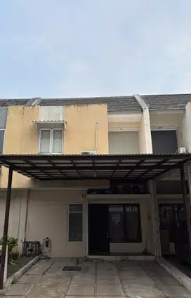 Dijual rumah siap huni di premier modernland