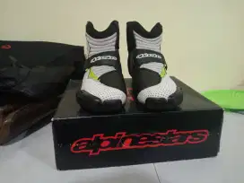 Sepatu Motor Alpinestar SMX-1R Vented