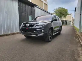 [Kondisi Terbaik!!] Toyota VRZ 2.4 TRD 4x2 AT NIK 2019!! Hitam Matic