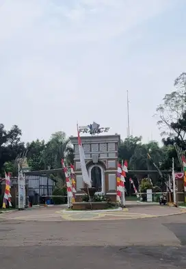 Rumah murah di Telaga Golf Sawangan Cluster France