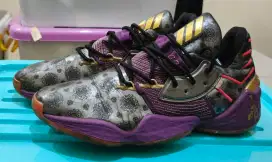 Sepatu Basket Adidas Harden Vol.4 Size 44