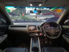(KM20000)HONDA HRV E AT 2016 NIK 2015 ISTIMEWA KM RENDAH!!