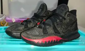 Sepatu Basket Nike Kyrie 7 Bred Size 44