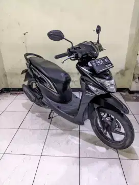 Honda beat pop 2015
