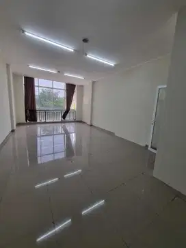 Dijual Cepat Ruko Gandeng Golf Island 9x15, 4 lantai, HGB