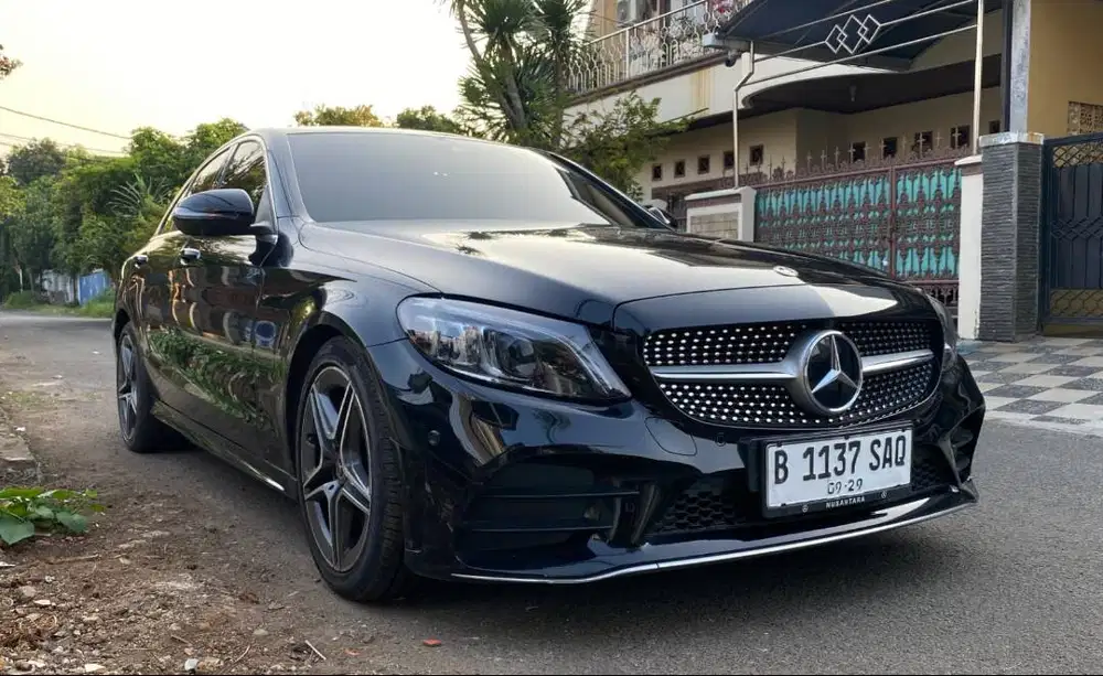 Mercedes benz C300 AMG W205 2019 Hitam black mercy c300 2020 c300 2018