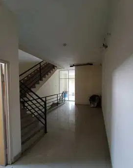 JUAL CEPAT MURAH RUKO KELAPA CENGKIR RAYA 3 LANTAI RAPIH SIAP HUNI ELL