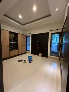 Rumah manyar Pik