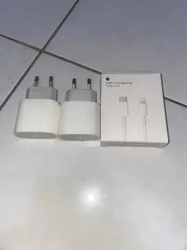 charger  ori iphone