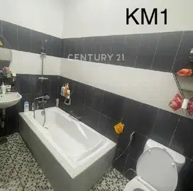 RUMAH  STRATEGIS 3KT DEKAT PINTU TOL HALIM DI CIPINANG MELAYU