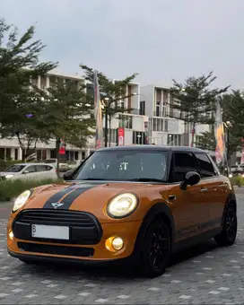 Mini cooper f55 1.5 turbo 2017 volcano orange mini cooper 2018 jual bu