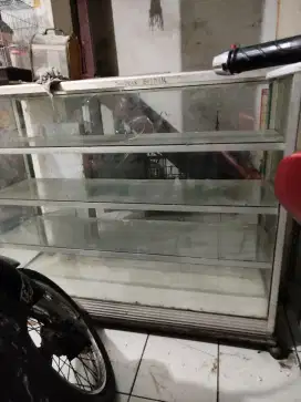 Etalase dan Rak plat borongan