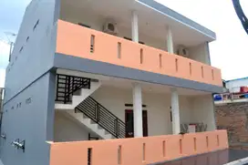 RUMAH KOST 3 LANTAI Terletak di Jl. Bendungan Hilir, Jakarta Pusat.